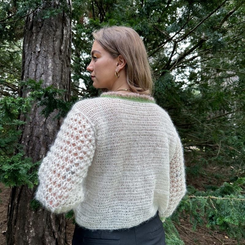 Christmastide Sweater by HomemadeHeart44 free crochet pattern by Maria Trujillo – HomemadeHeart44 (for Hobbii)
