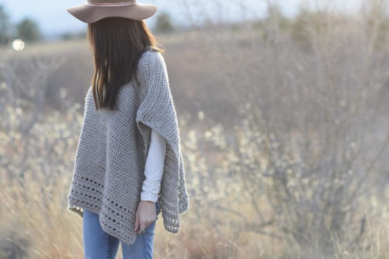 Light Alpaca Poncho free crochet pattern by Jessica