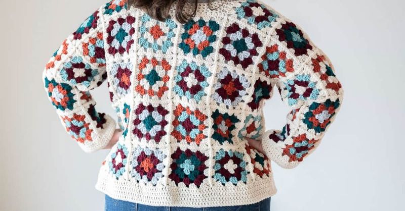 Granny Square Sweater by Joy of Motion Crochet free crochet pattern by Janne Kleivset