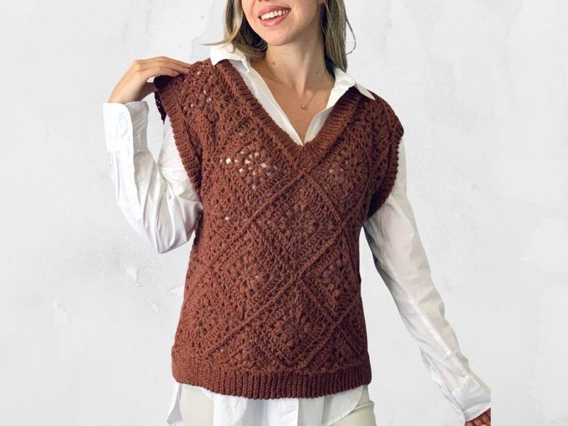 Tulip Square Vest free crochet pattern by Wilma Westenberg