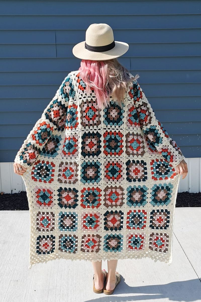 Lakeside Coatigan free crochet pattern by Lee Sartori