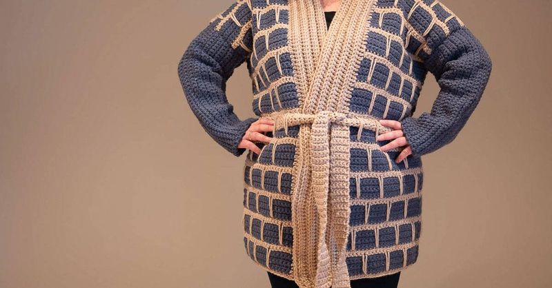 Crochet Coat with Belt free crochet pattern by Janne Kleivset