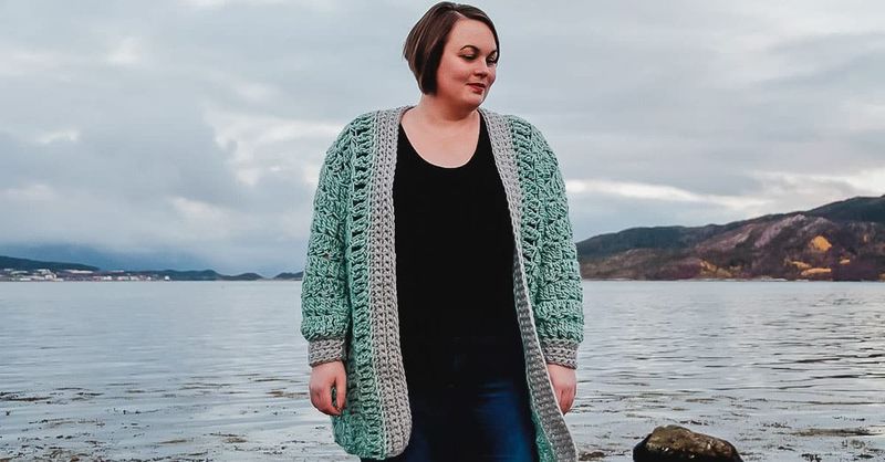 Regelo Chunky Crochet Cardigan free crochet pattern by Janne Kleivset